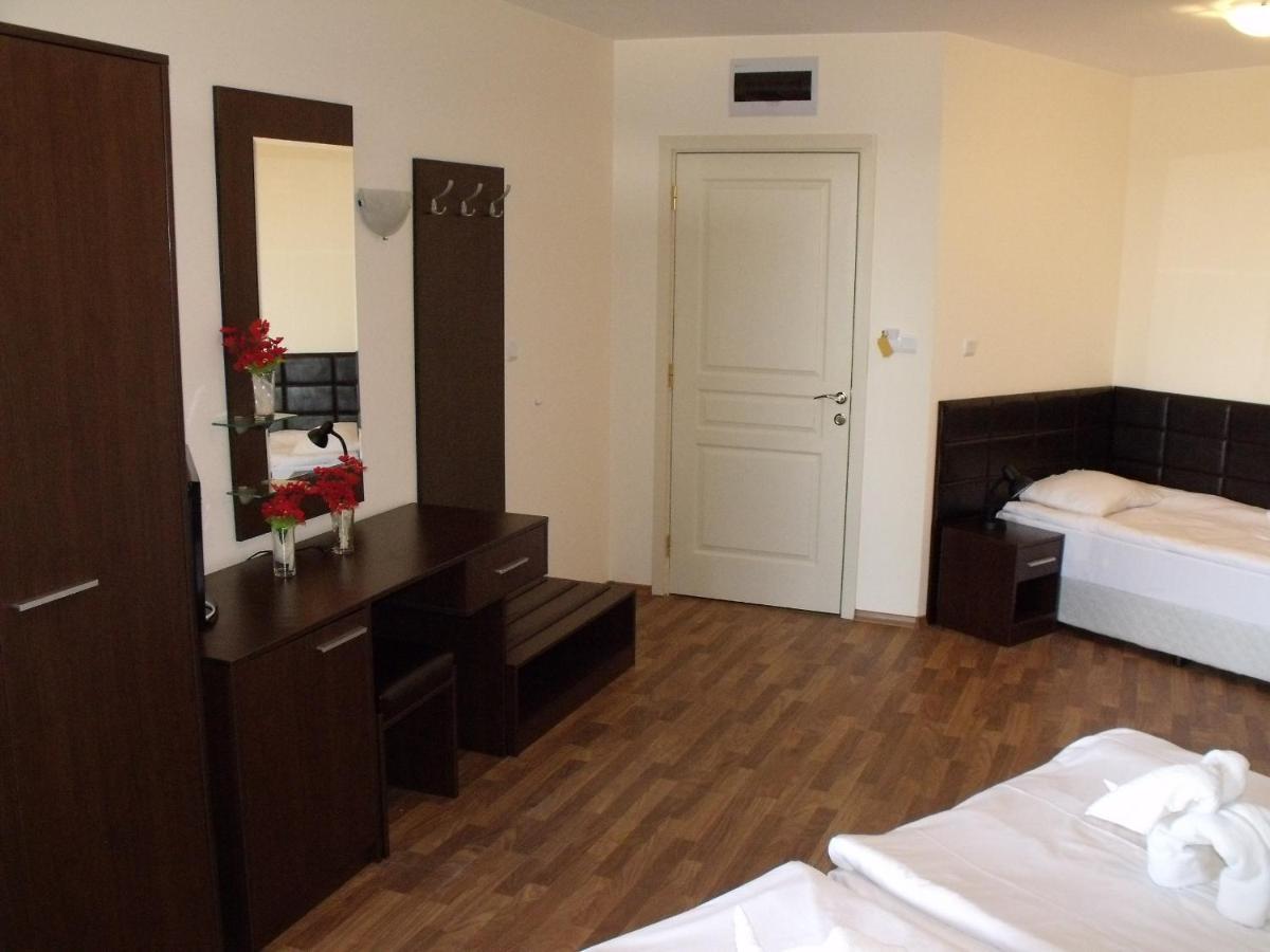 Golden Ina 4* Słoneczny Brzeg