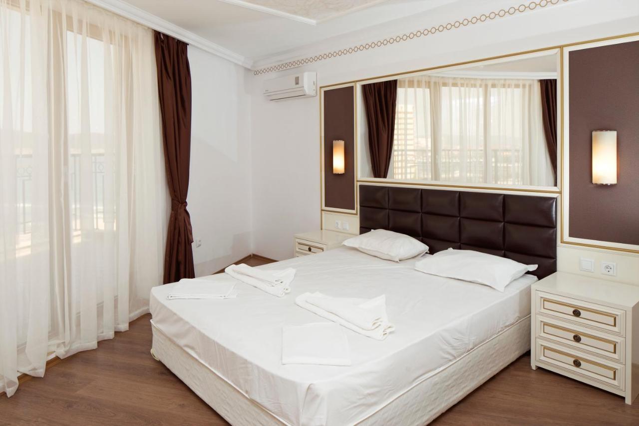 Golden Ina 4*