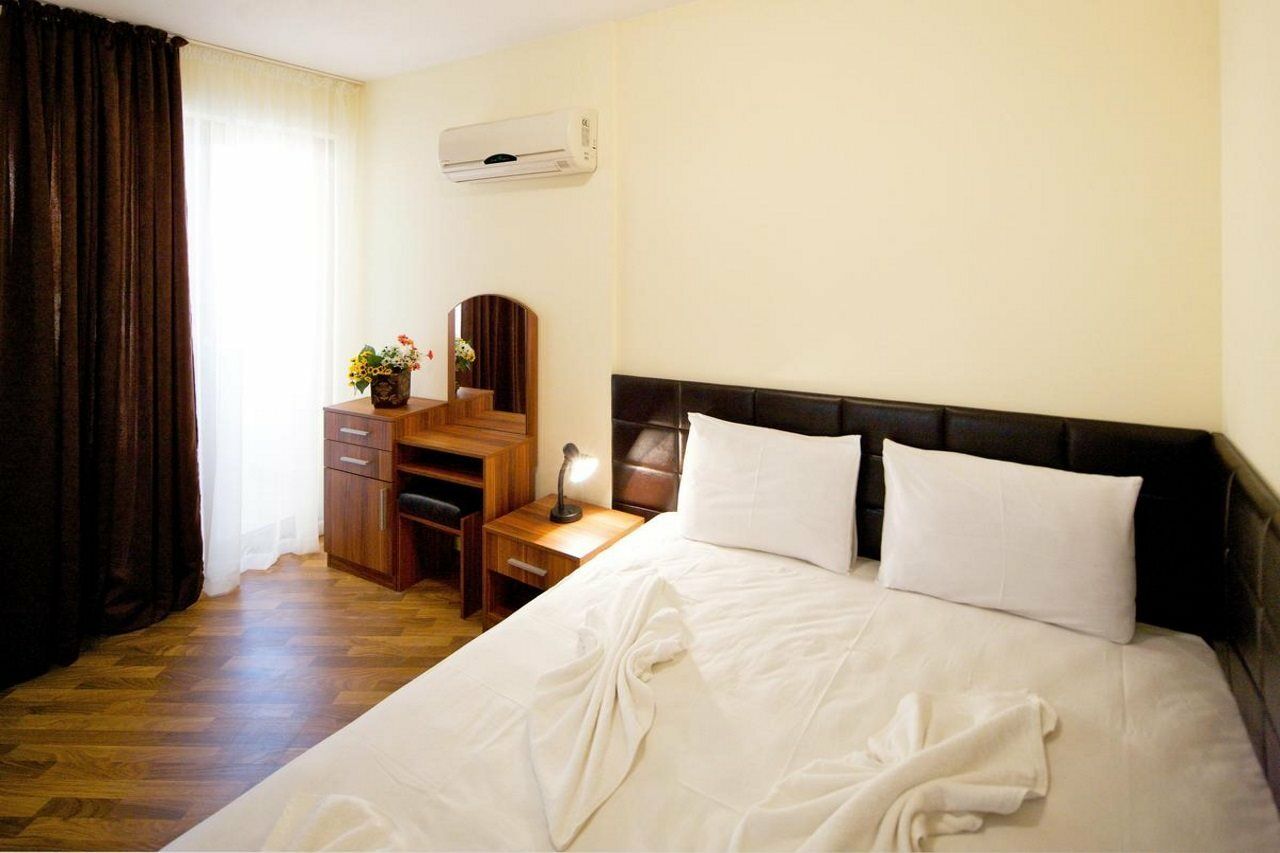 Golden Ina Hotel Słoneczny Brzeg